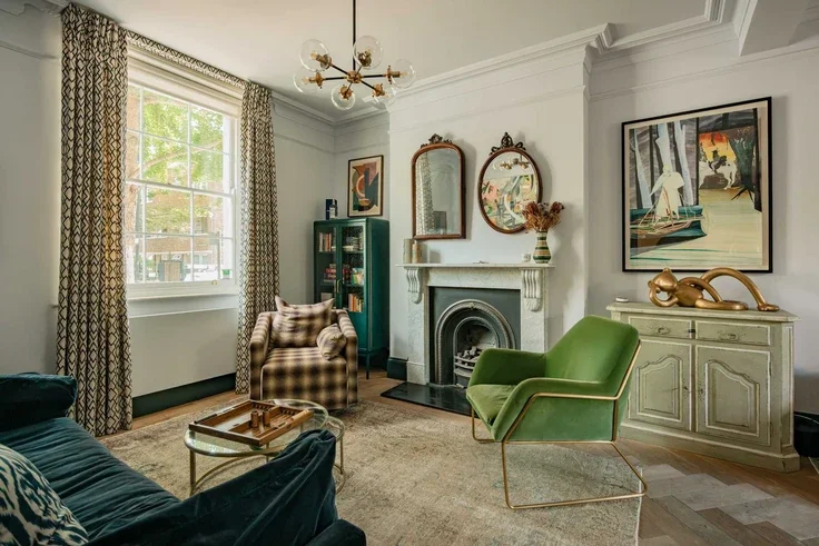House Harewood Avenue in City of Westminster