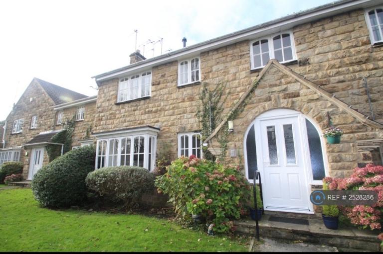 Flat Stonefield in Leeds
