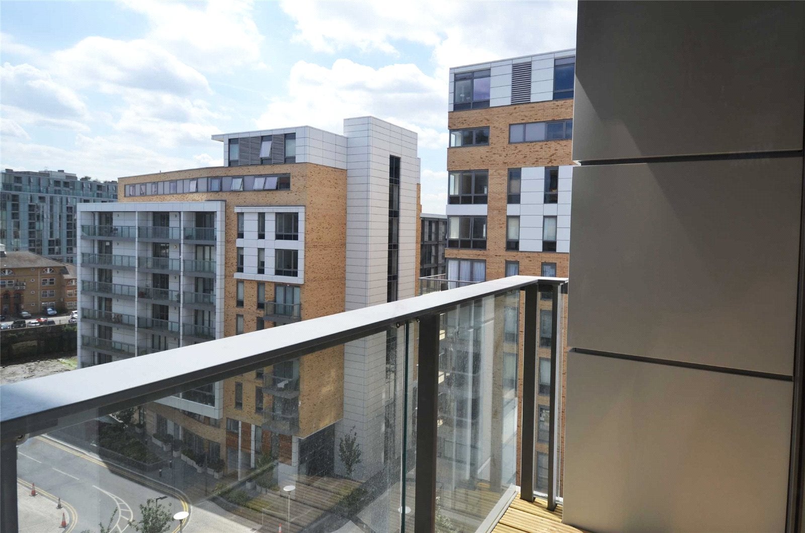 Flat Dowells Street in Greater London