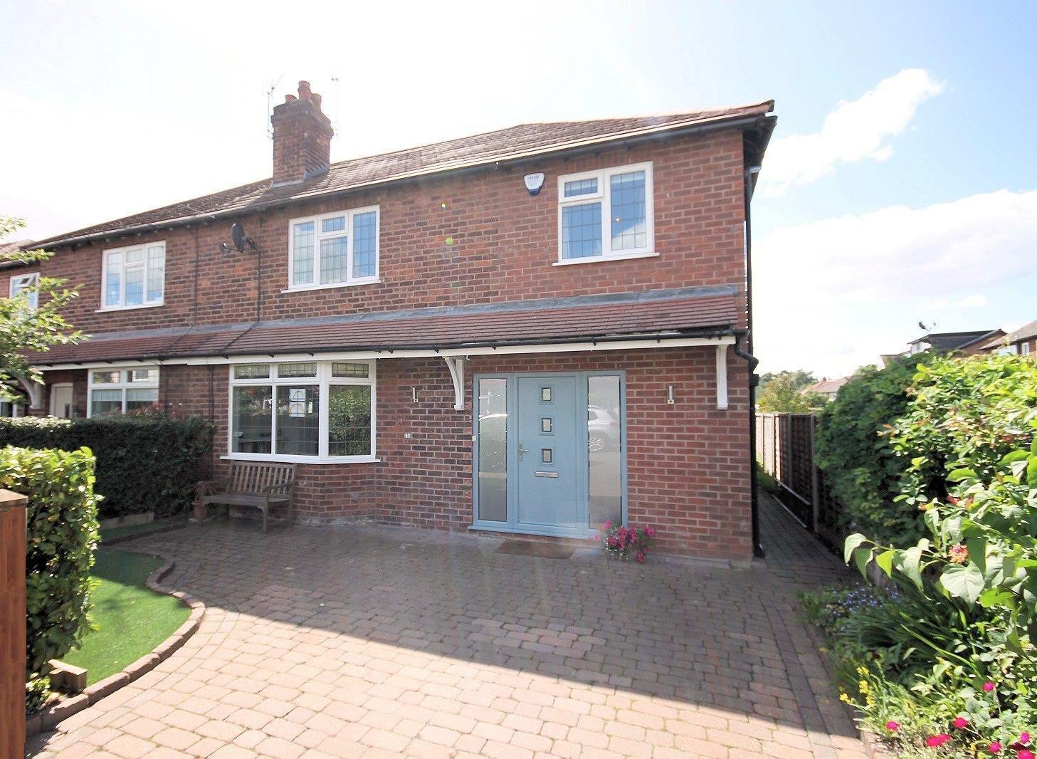 House Acacia Avenue in Knutsford