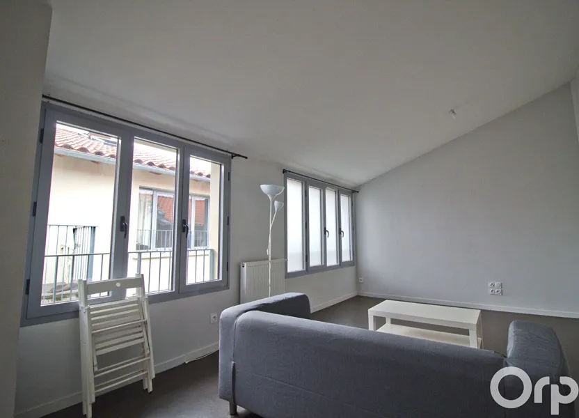 Flat Rue Louis Canitrot in Castanet-Tolosan