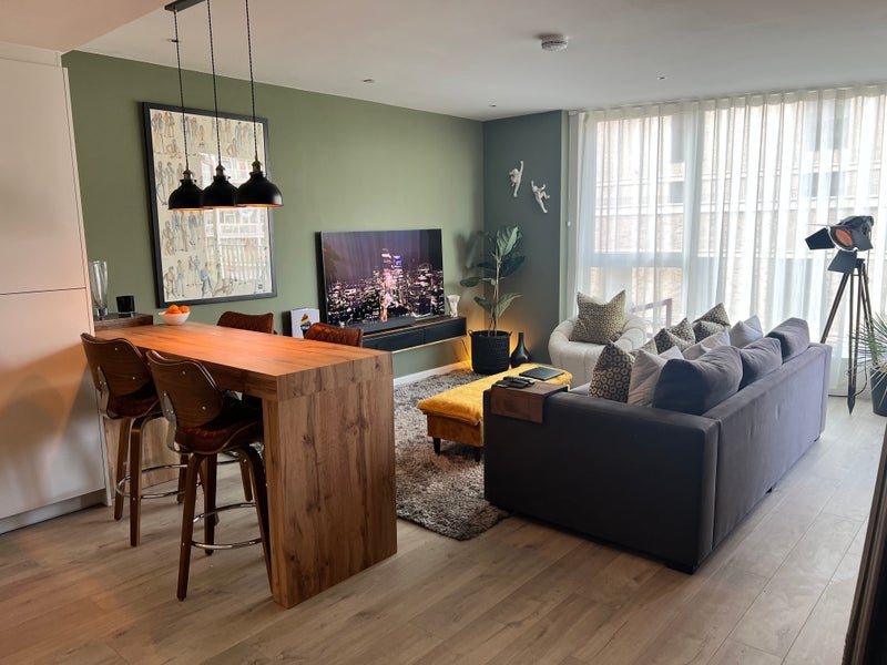 Room Kennington Lane in Greater London
