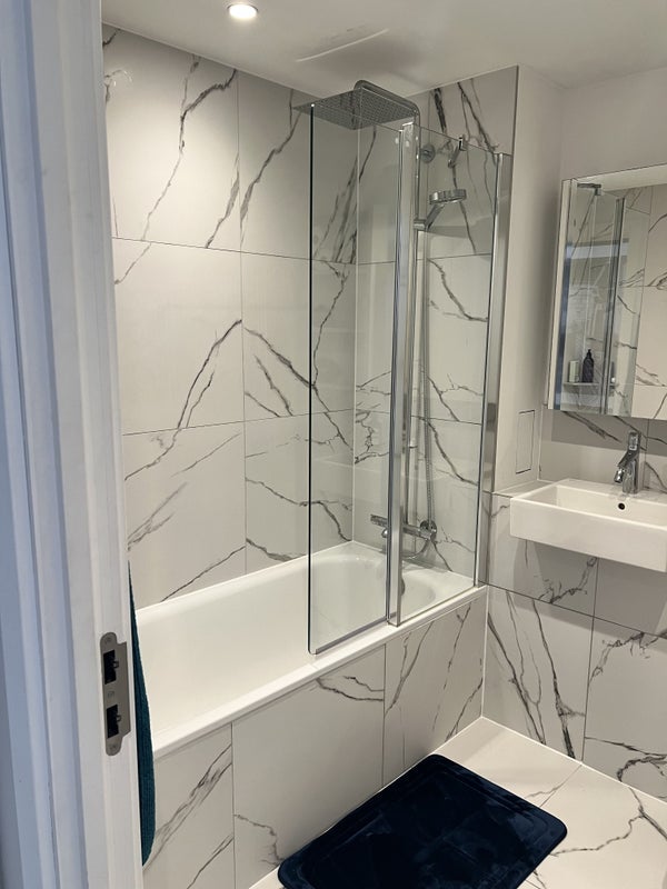 Room Kennington Lane in Greater London