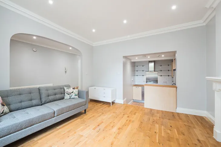 Flat Campden Grove in Greater London