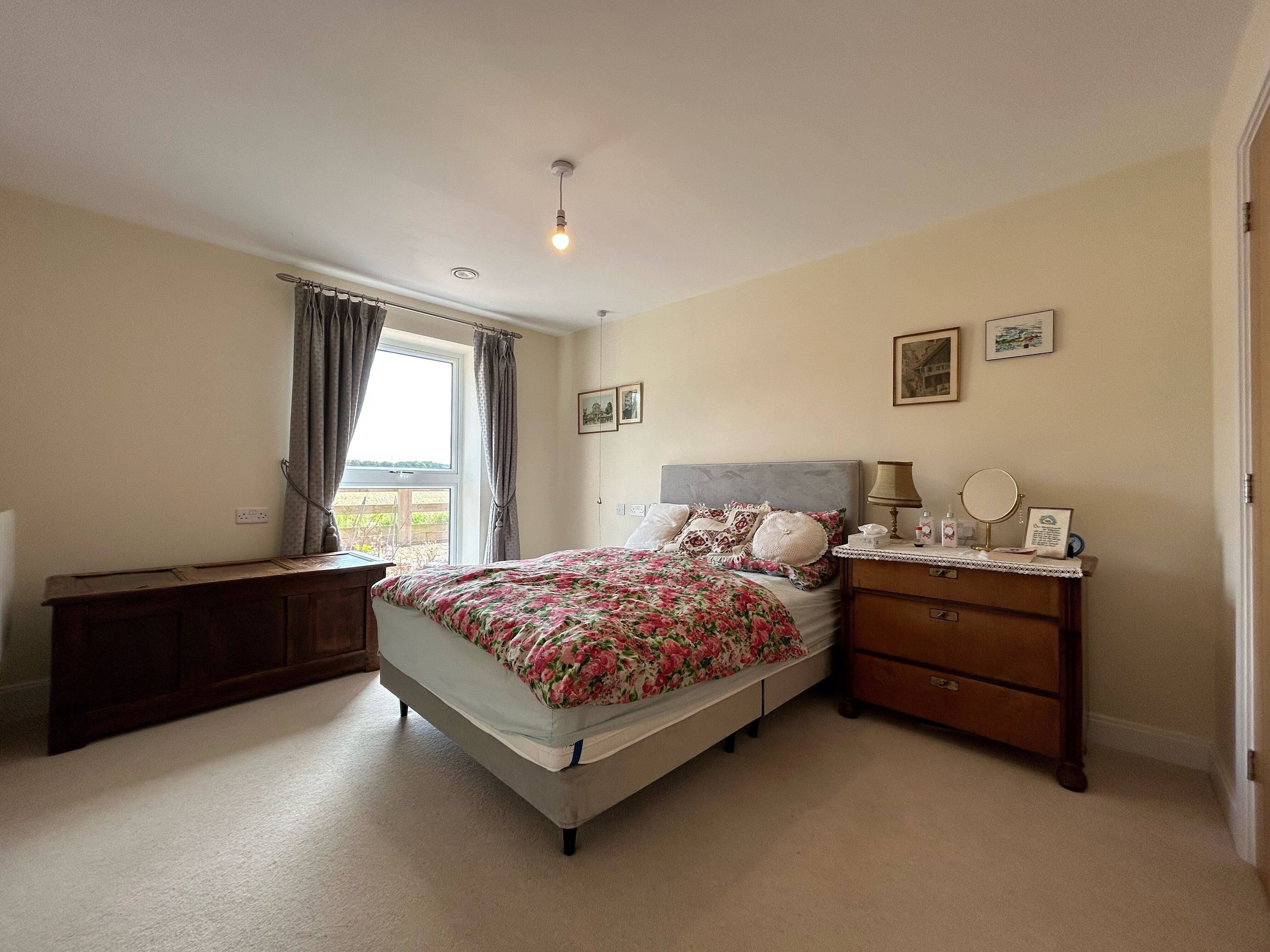 Flat Springfield Close in Stratford-on-Avon