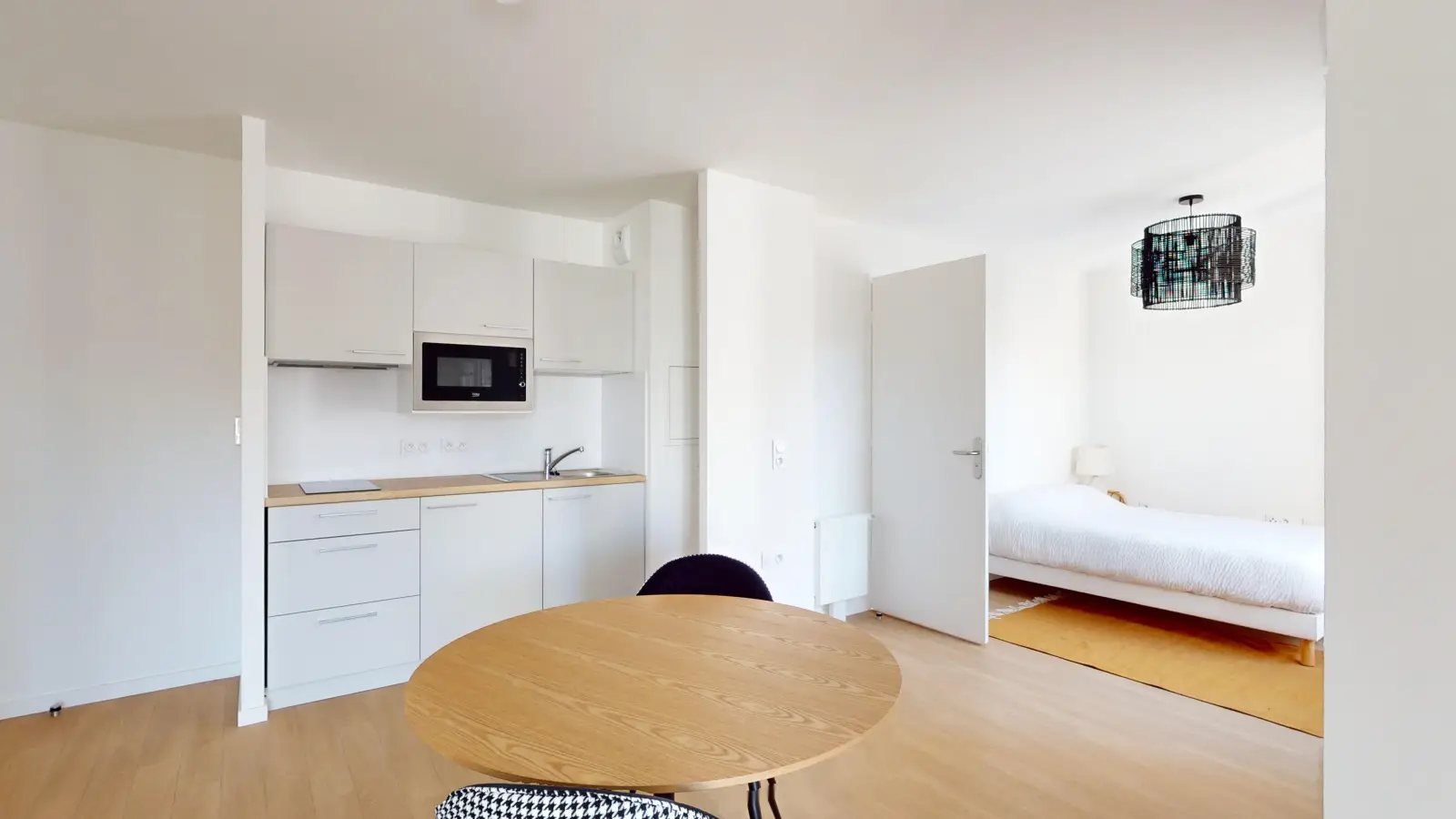 Flat Rue Jean Pernin in Saint-Ouen-sur-Seine