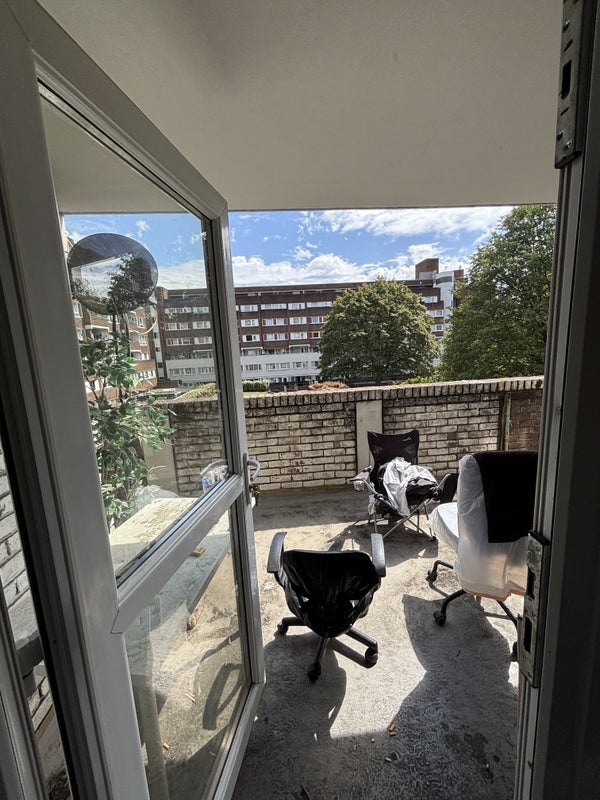 Room Ackroyd Drive in Greater London
