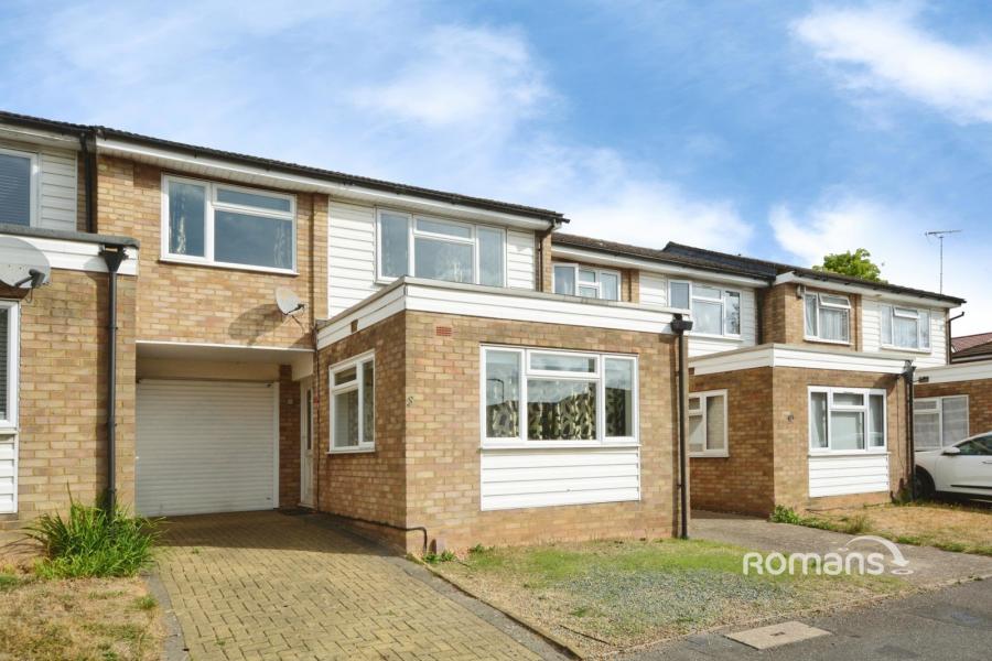 House Ratcliffe Close in London