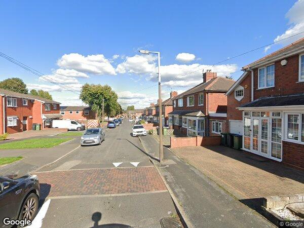 Room Crown Walk in Sandwell