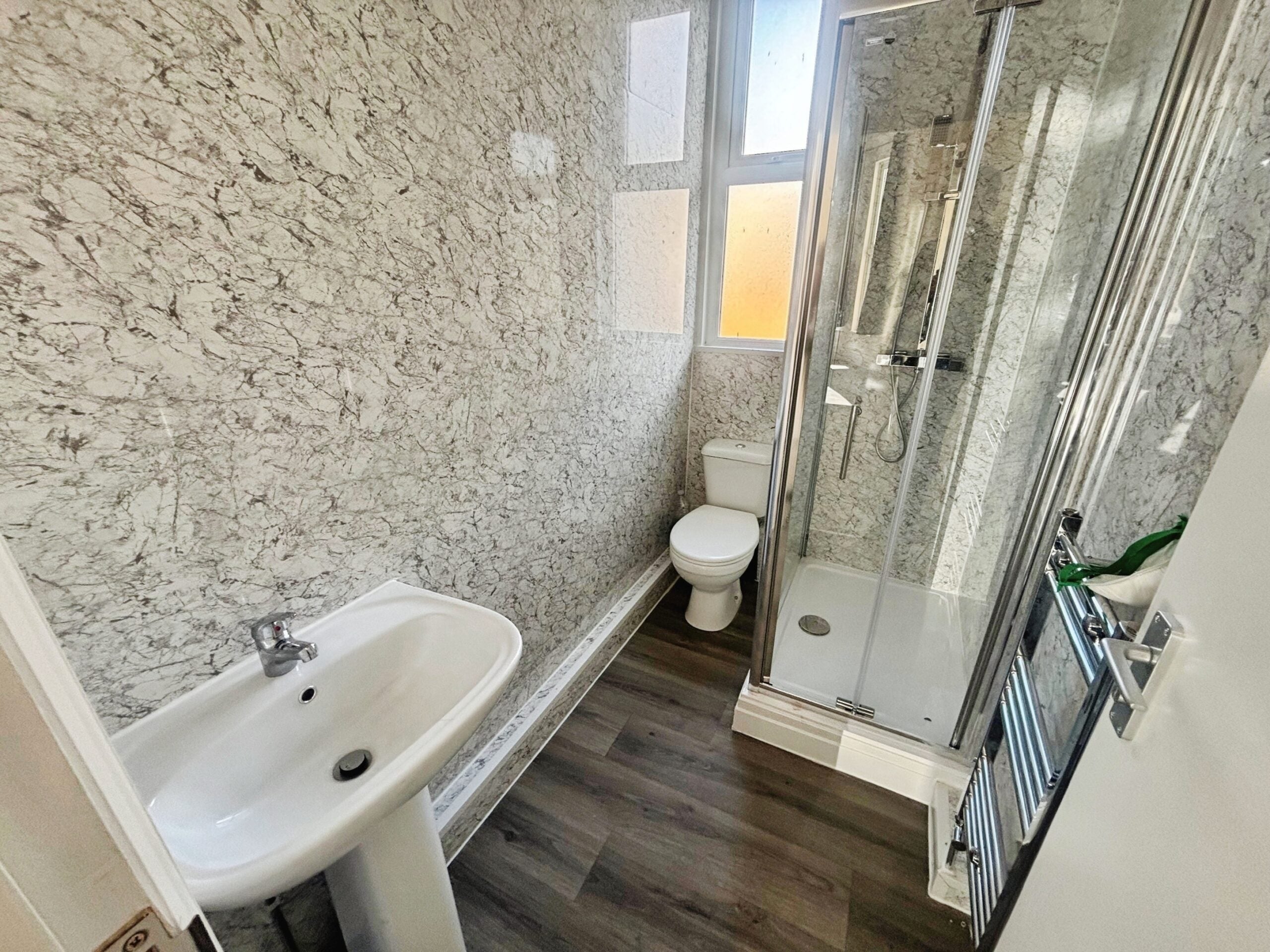 Flat Northbrook Road in London