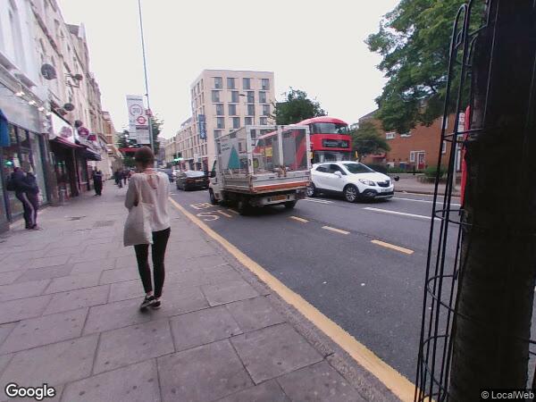 Flat Amhurst Road in Greater London