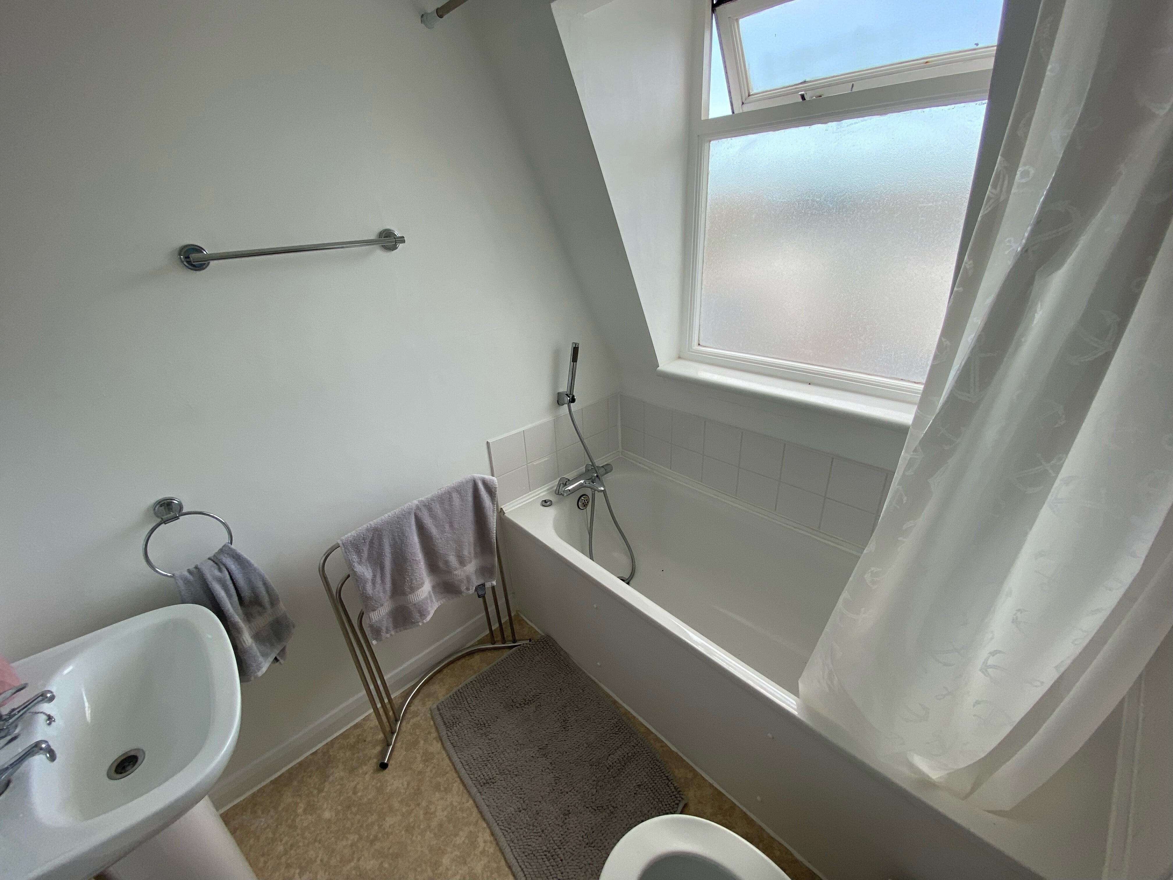 Flat Alkali Row in Thanet