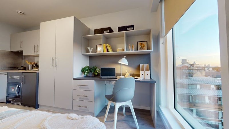 Room Goswell Road in Greater London