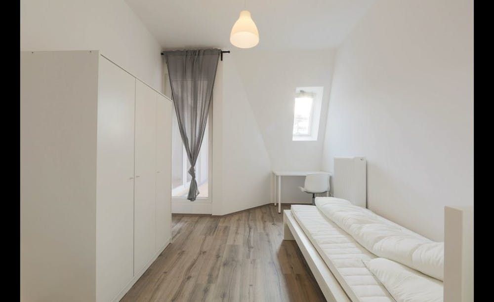 Zimmer Kottbusser Damm in Berlin