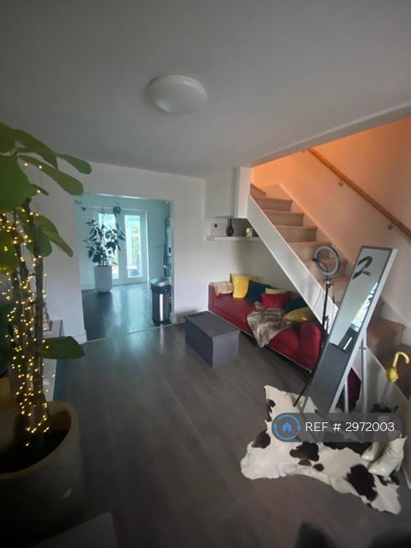 House Blyth Close in Greater London