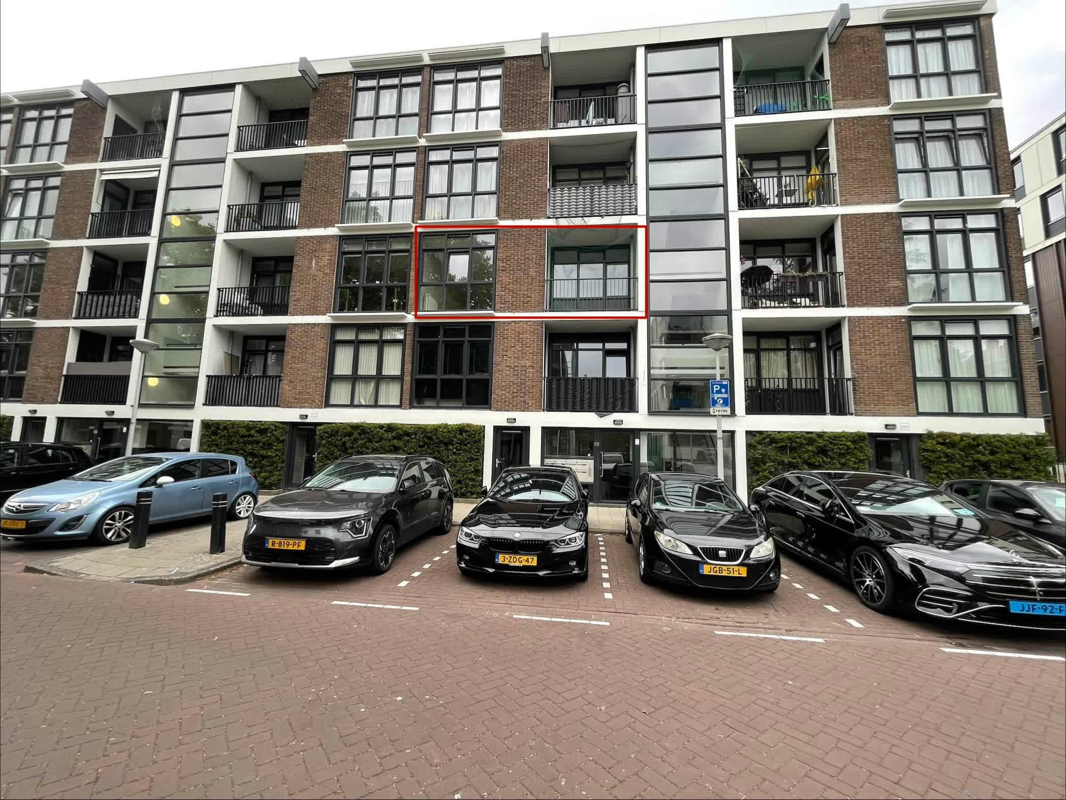 Appartement Dirk Sonoystraat 165 in Amsterdam