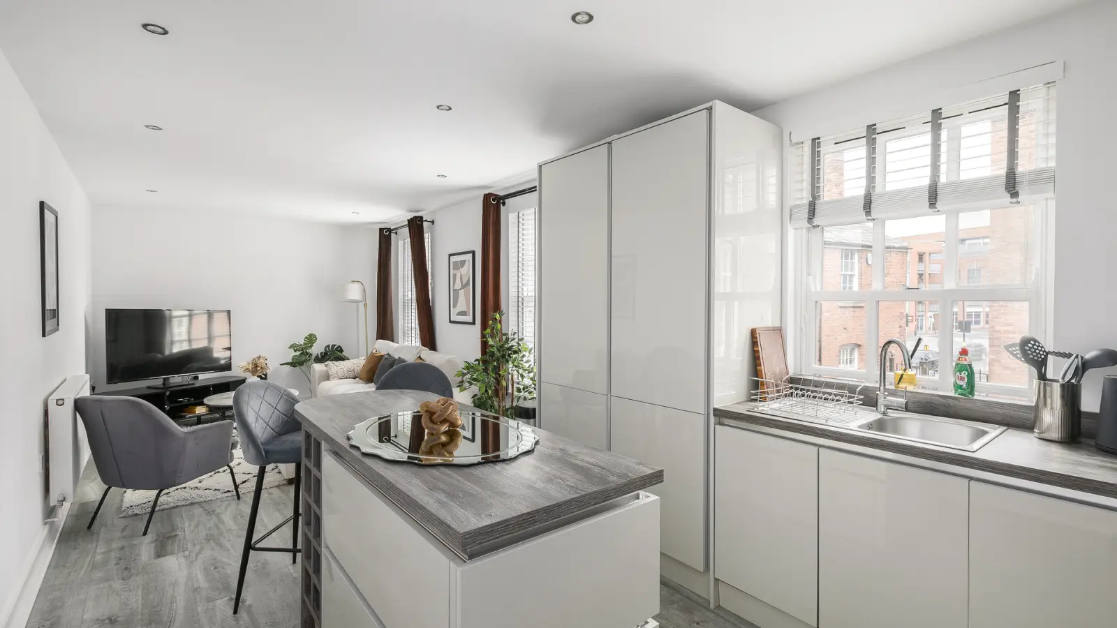 Flat Tennal Road in Birmingham