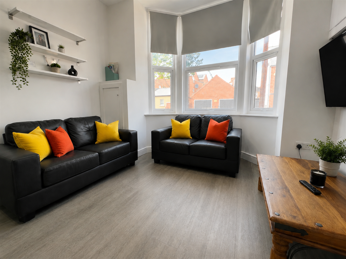 House Charnwood Grove in Rushcliffe