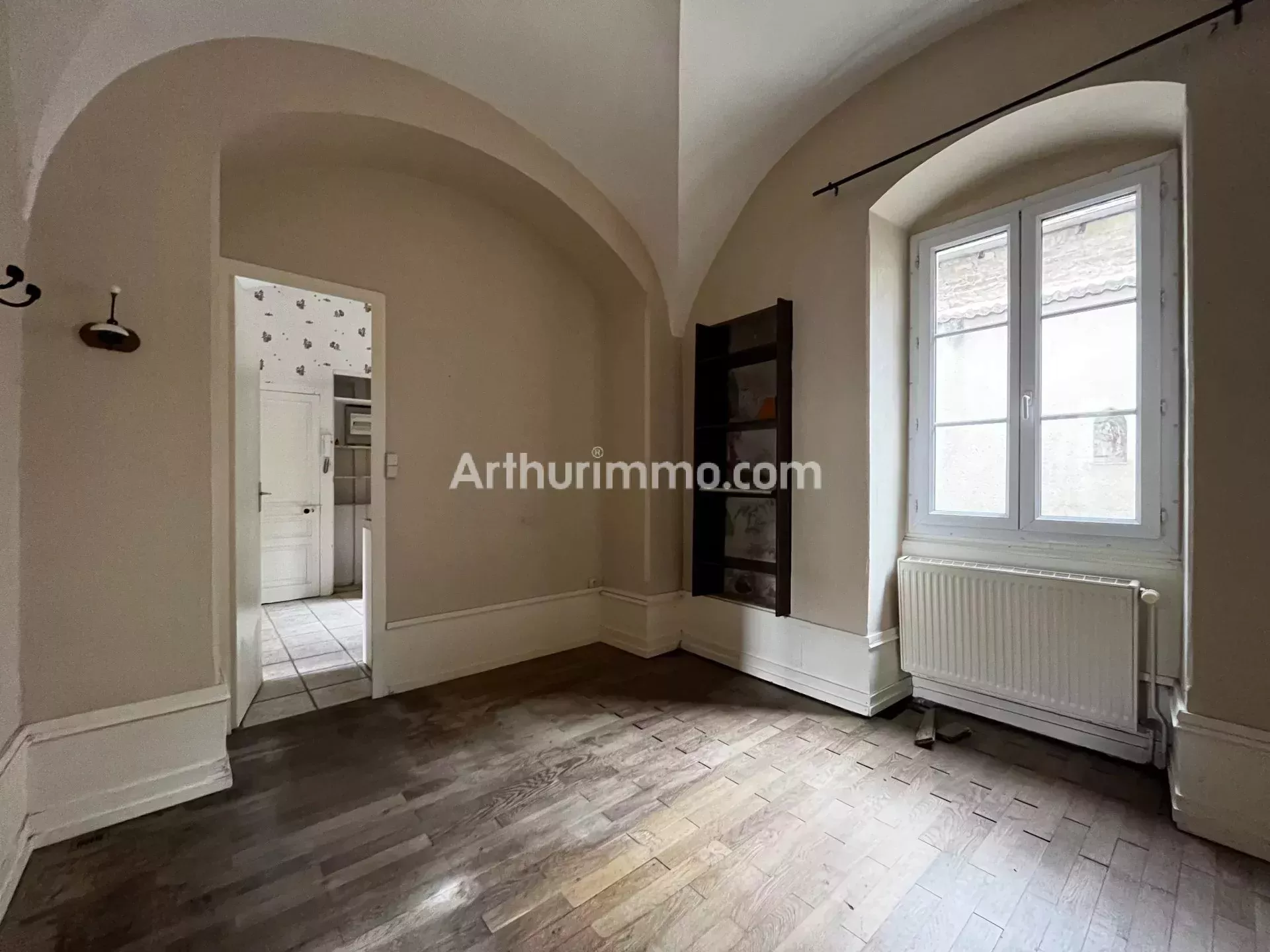 Appartement Place de l'Hôtel de Ville à Lons-le-Saunier