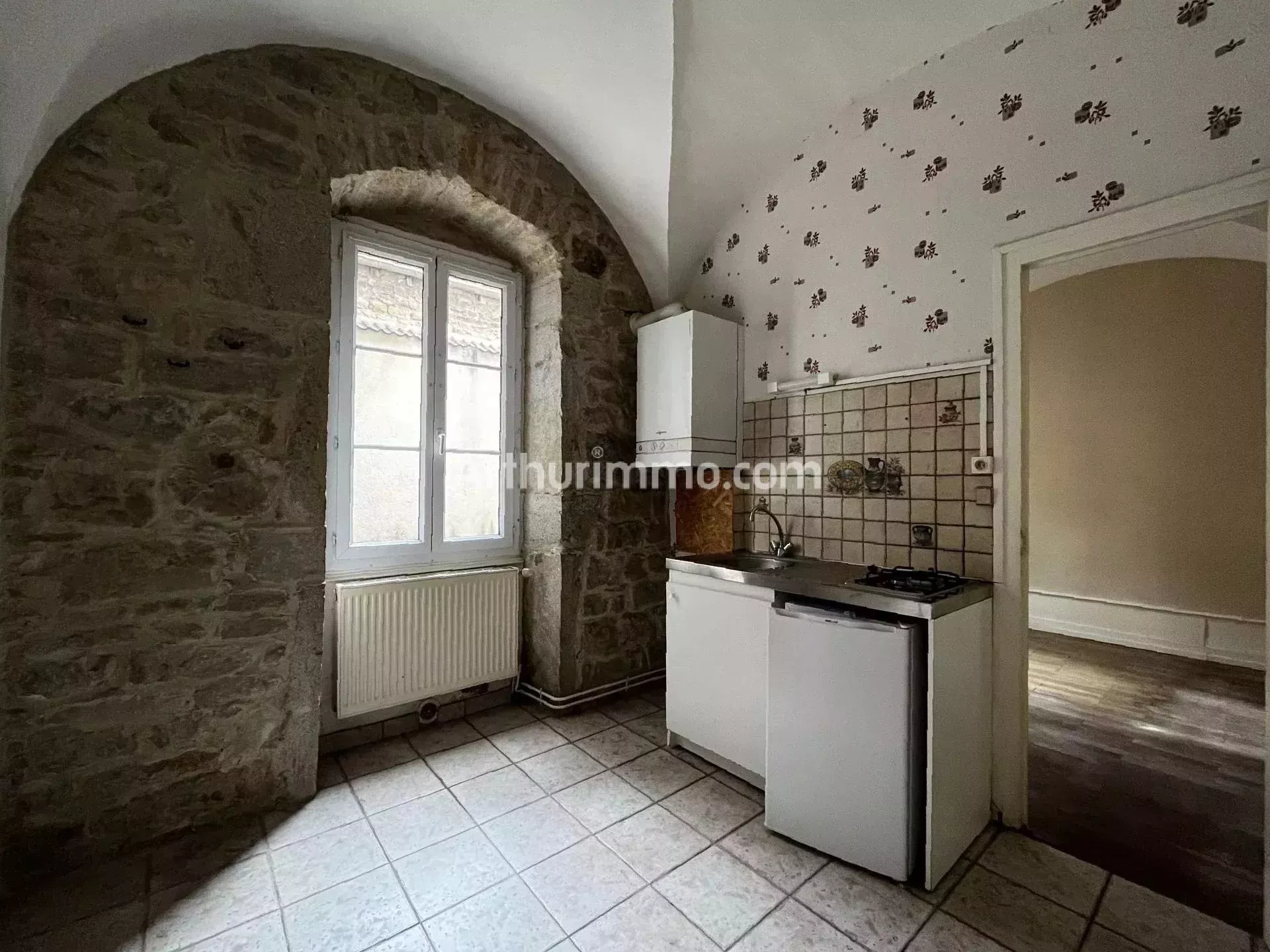Appartement Place de l'Hôtel de Ville à Lons-le-Saunier
