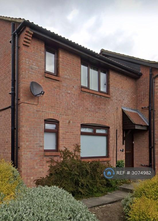 Flat Hartwith Close in Harrogate