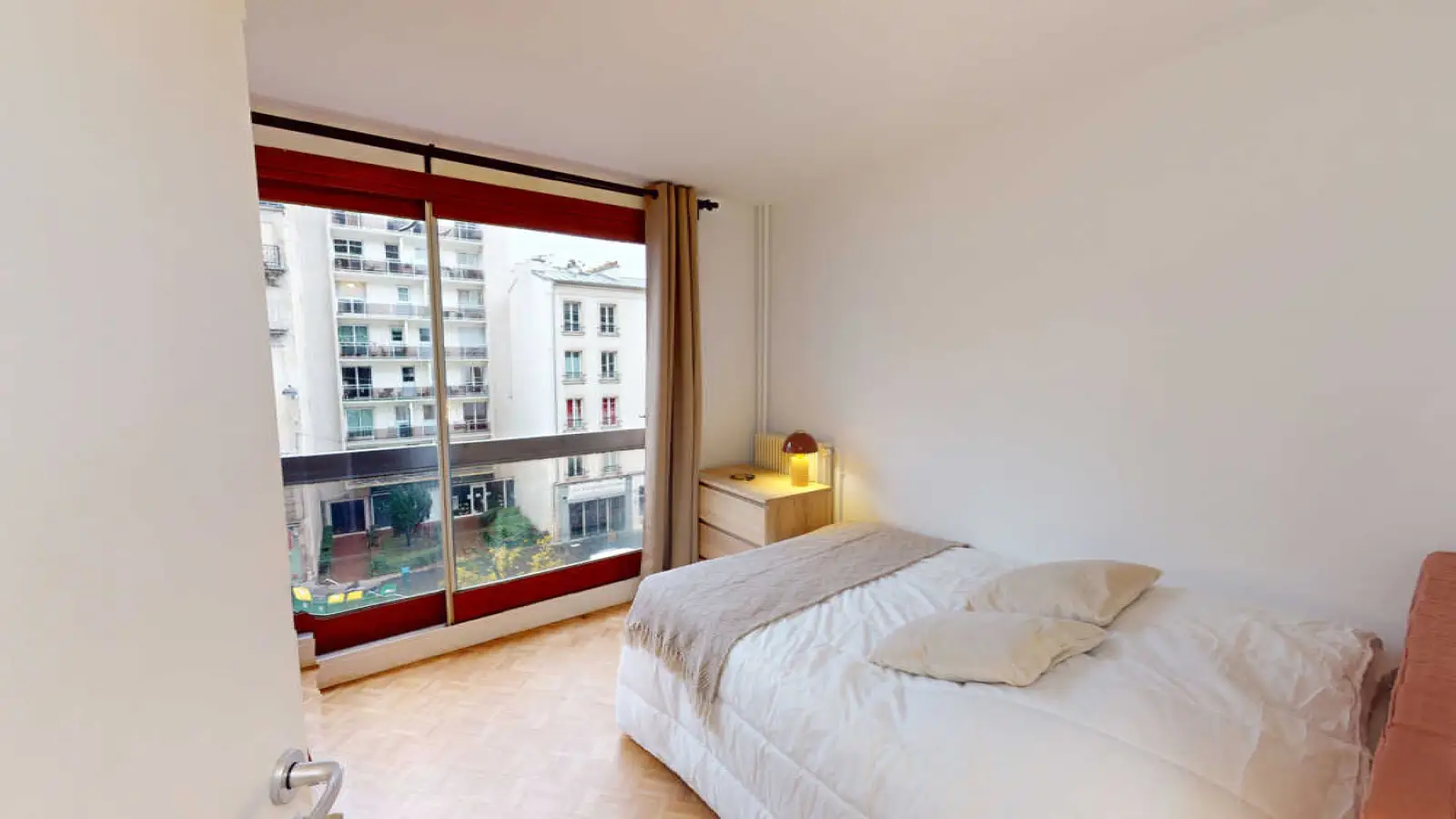 Room Rue Lecourbe in Paris