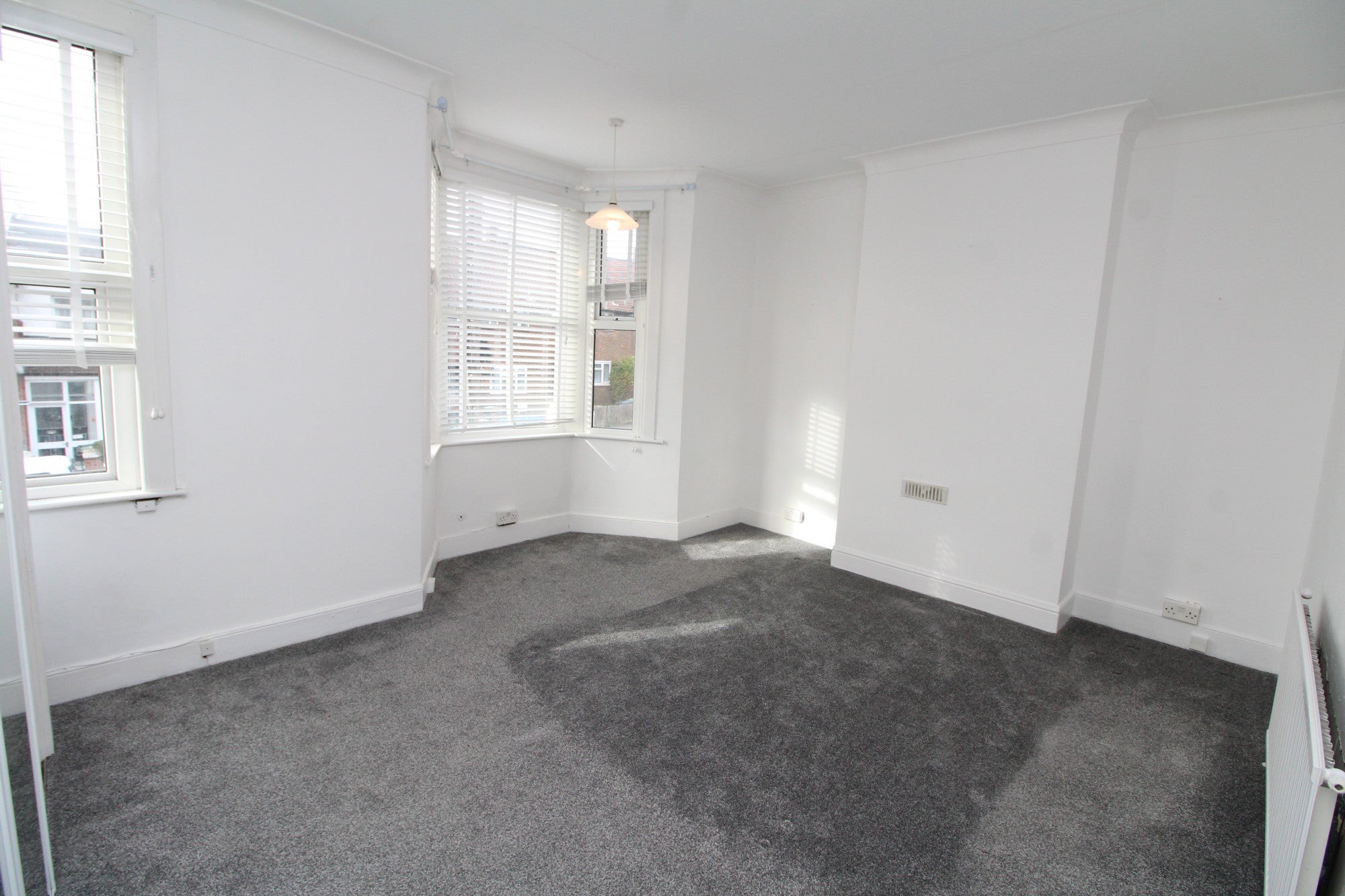 House Eddystone Road in Greater London
