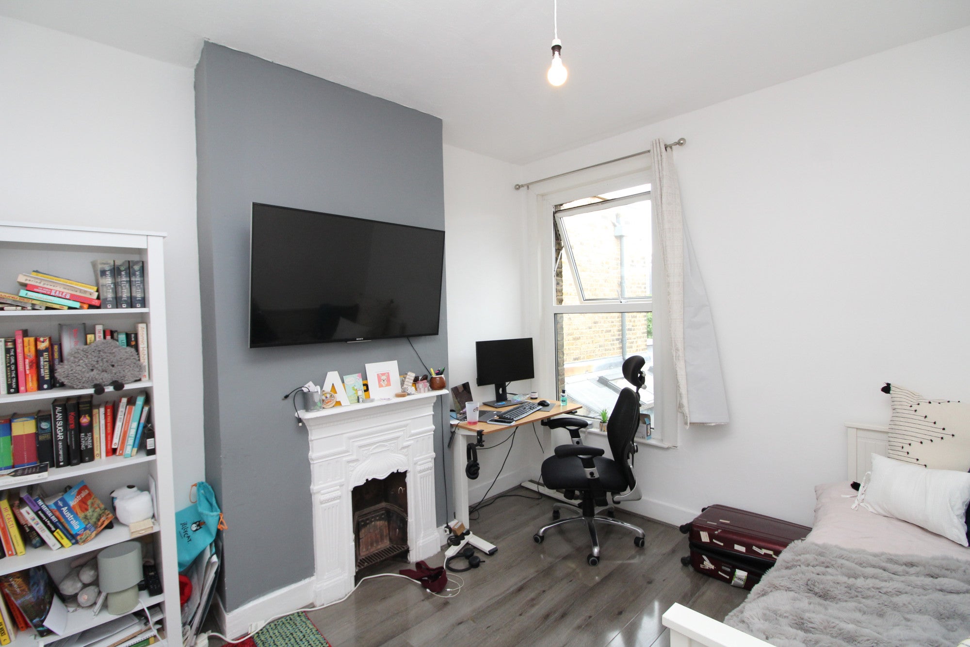 House Eddystone Road in Greater London