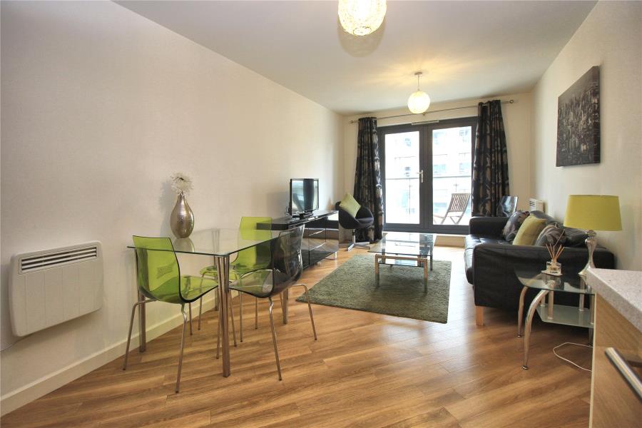 Flat Guildford Road in Woking