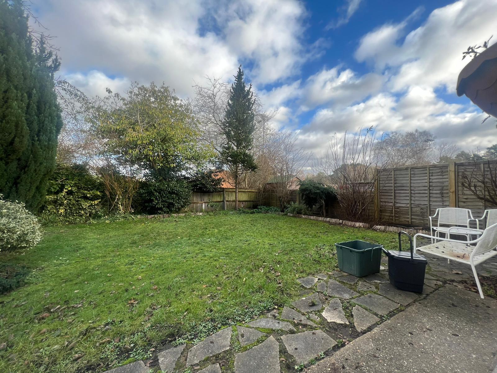 House Holland Pines in Bracknell