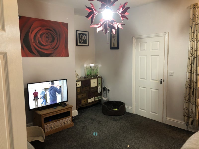 Room King Street in Hoyland