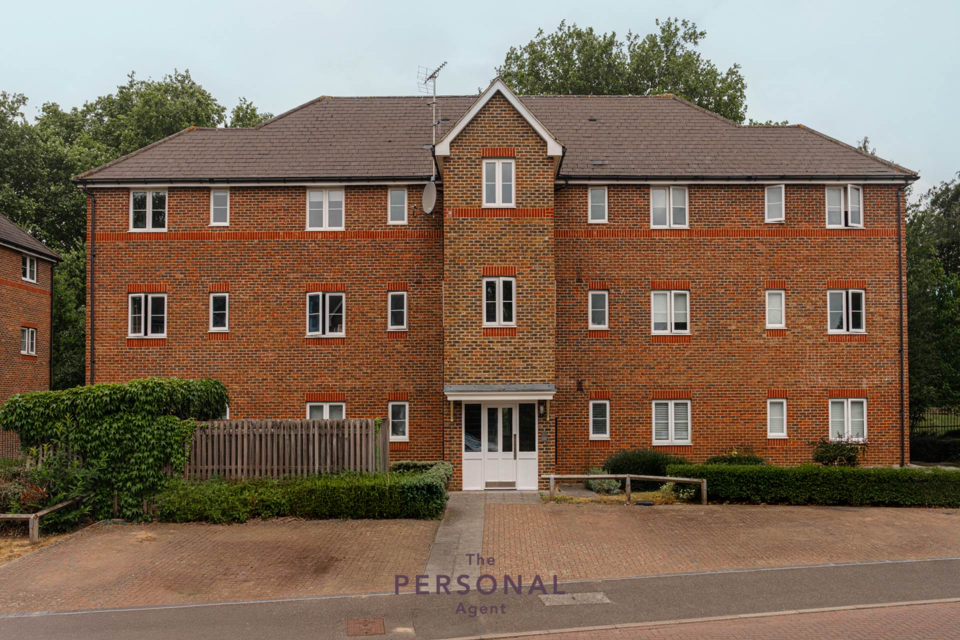 Flat Eastman Way in Epsom and Ewell