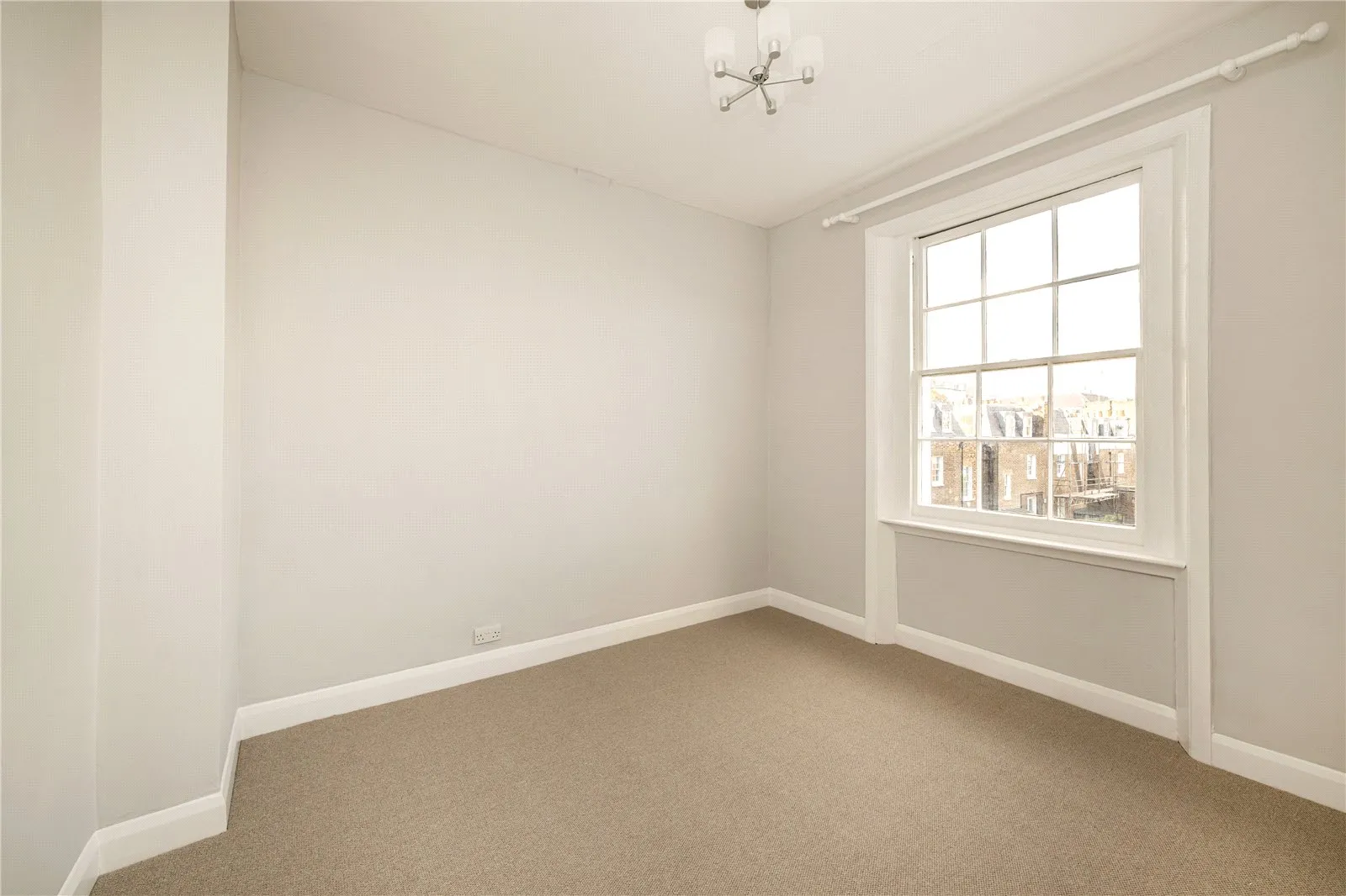Flat Leinster Square in City of Westminster
