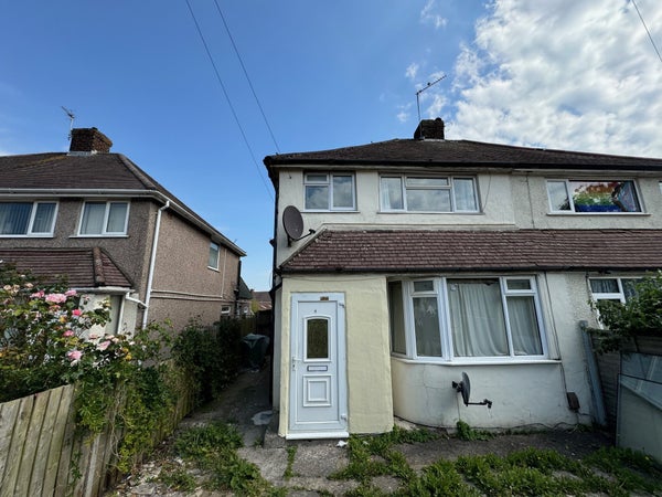 Flat Stroud Road in Patchway