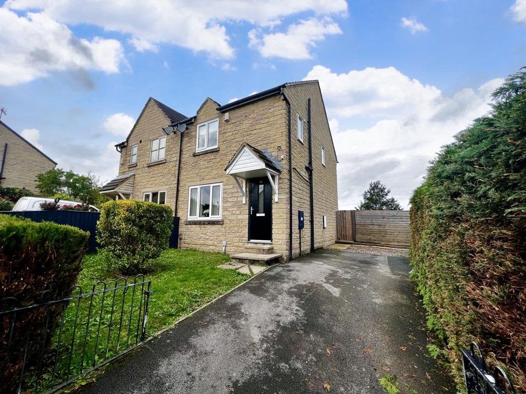 House Alanby Drive in Bradford
