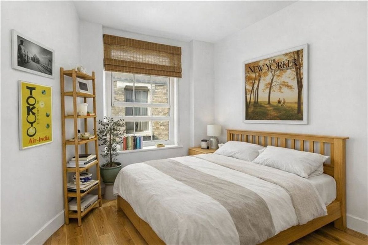 Flat Paul Street in Greater London
