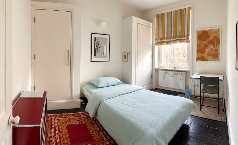Room Falkland Road in Greater London