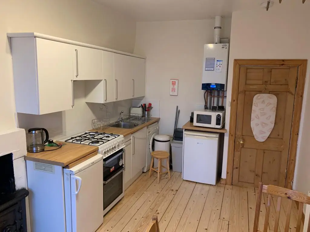 Flat Nicolson Square in City of Edinburgh