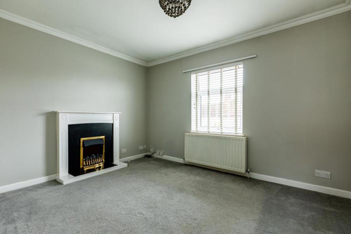 Flat Grove Leaze in Bristol