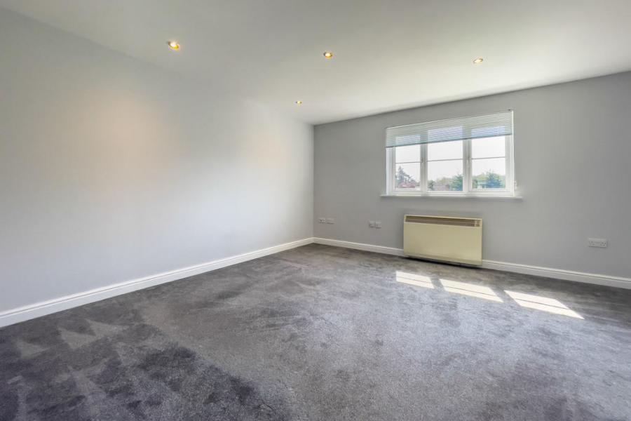 Flat Sherriff Close in Elmbridge