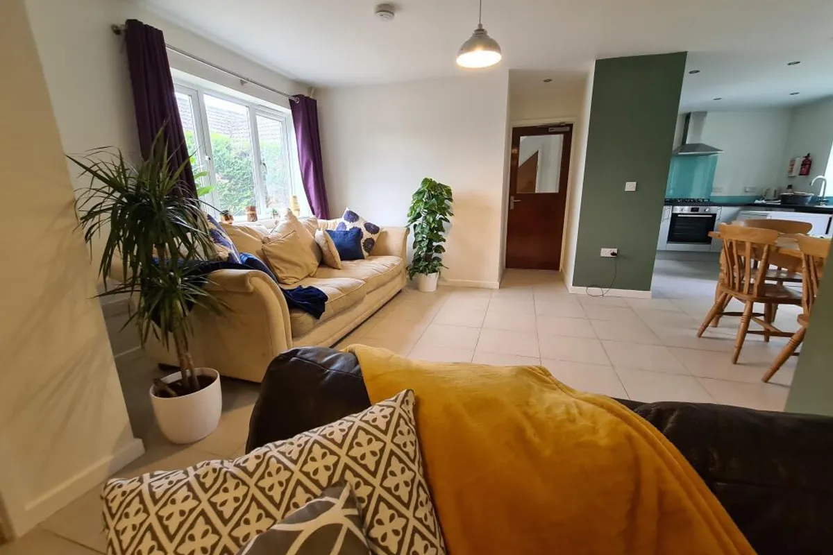 Room Peverell Road in Norwich