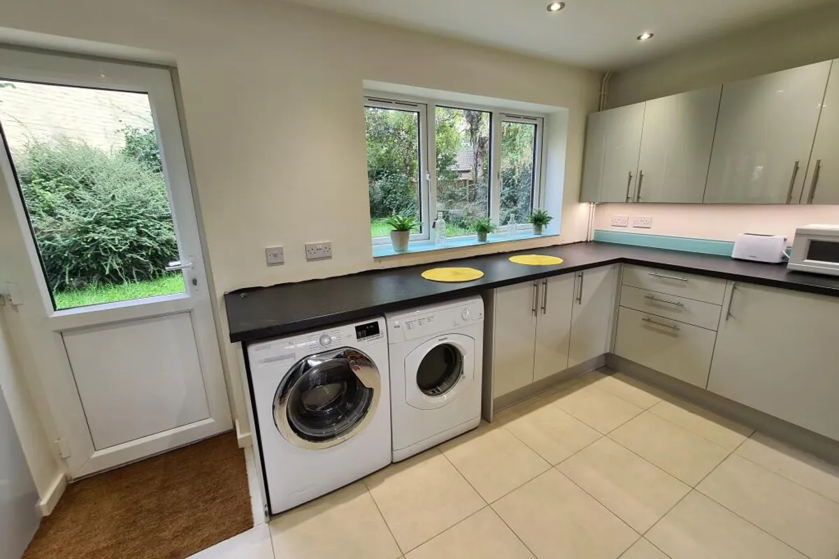 Room Peverell Road in Norwich
