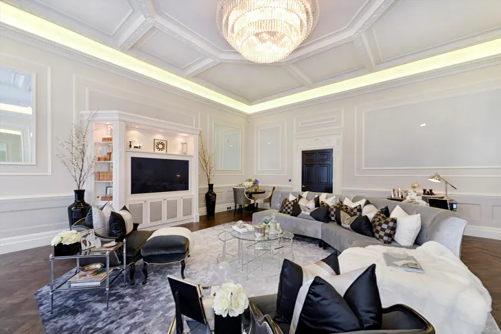 Flat Cadogan Square in Greater London