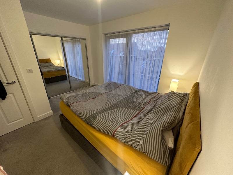 Room Woodland Way in Harlow