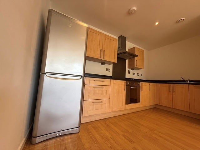 Flat Ecclesfield Court in Ecclesfield