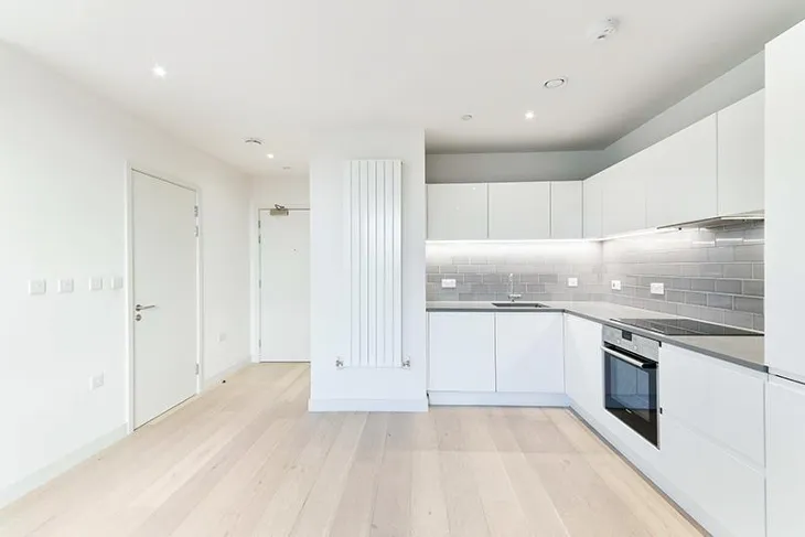Flat Starboard Way in Greater London