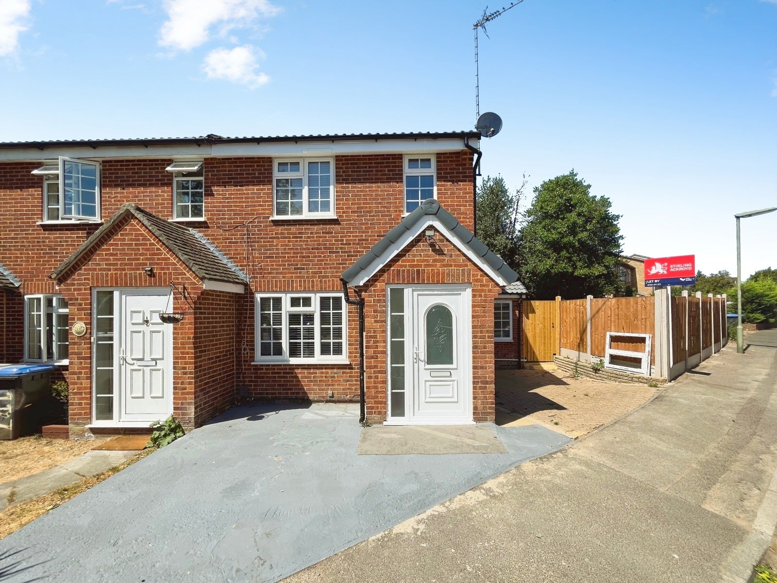 House Larksfield in Borough of Runnymede