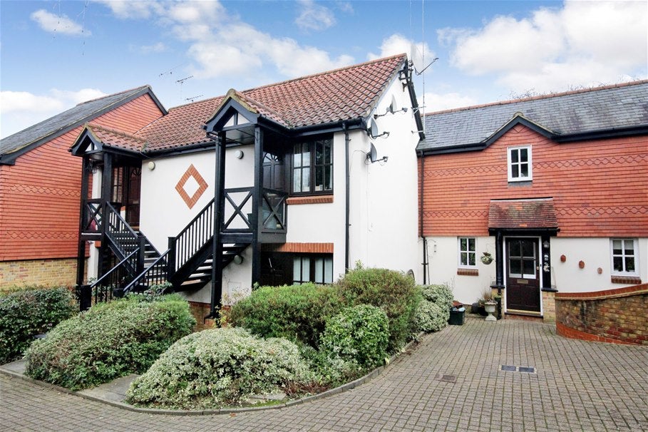 Flat Cosne Mews in St Albans