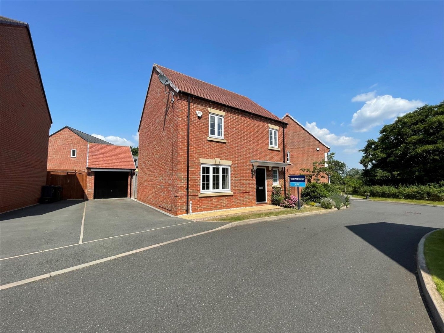 House Wootton Close in Metropolitan Borough of Solihull