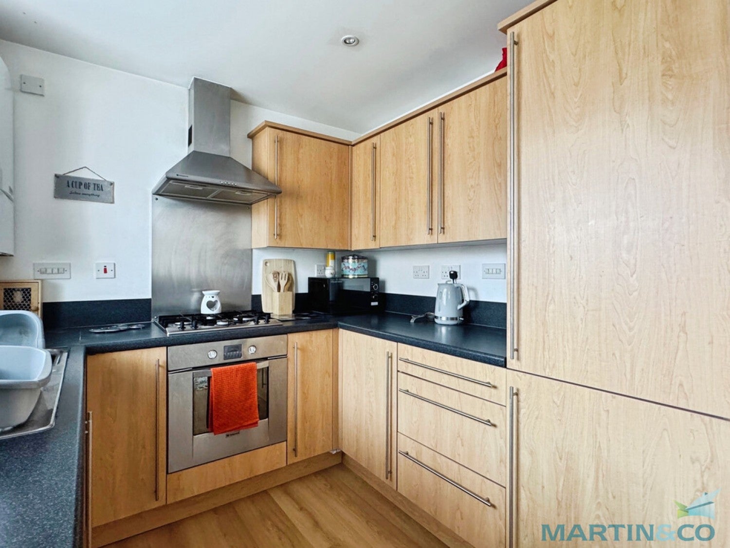 Flat Sir John Fogge Avenue in Ashford
